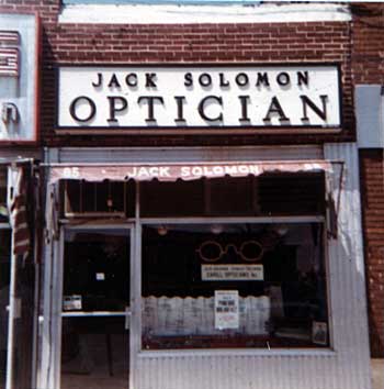 Solomon's Optician Shop, 1972